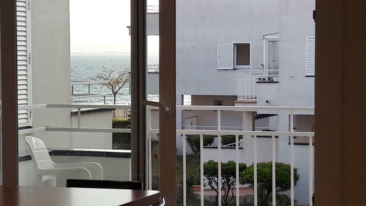 Residencia Platja De Roses Apartman Kültér fotó