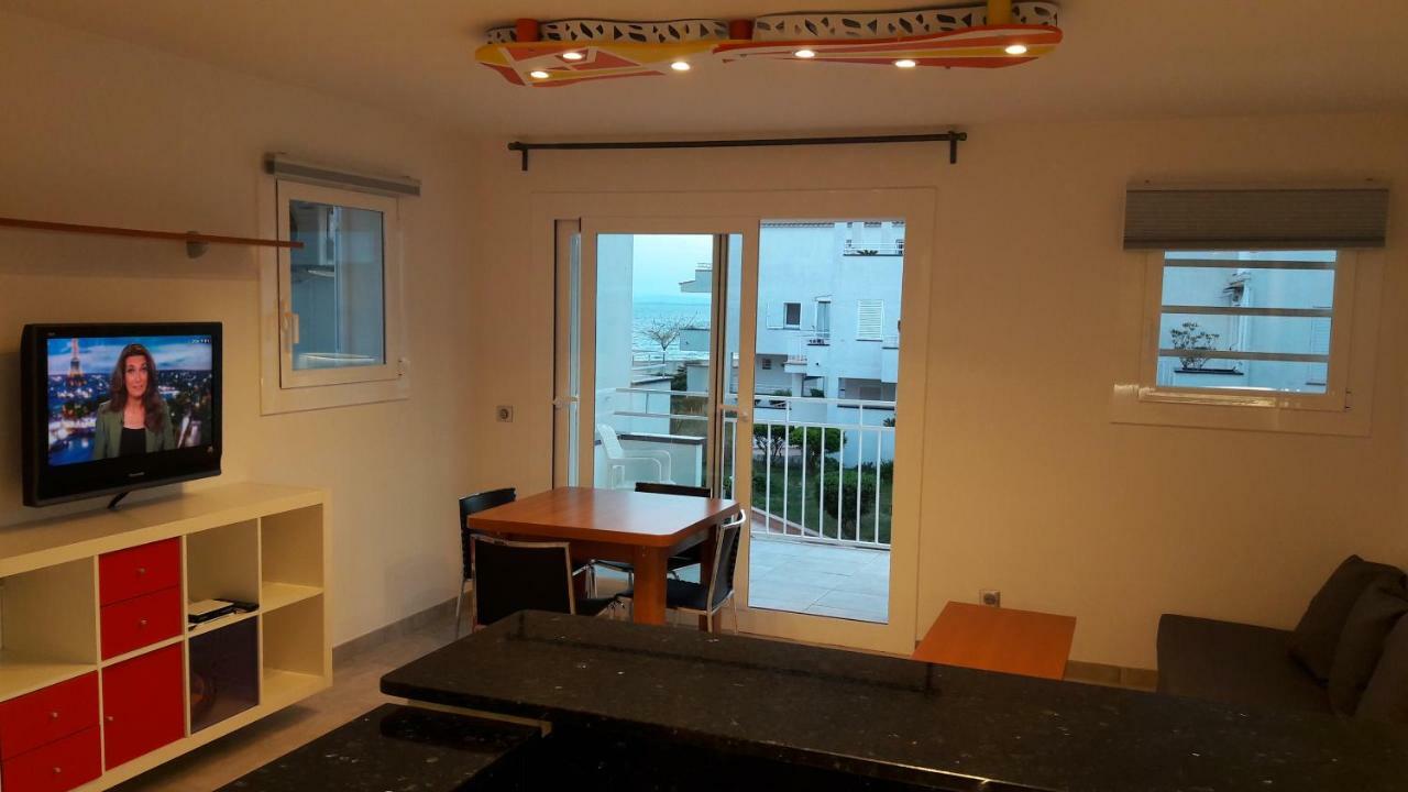 Residencia Platja De Roses Apartman Kültér fotó