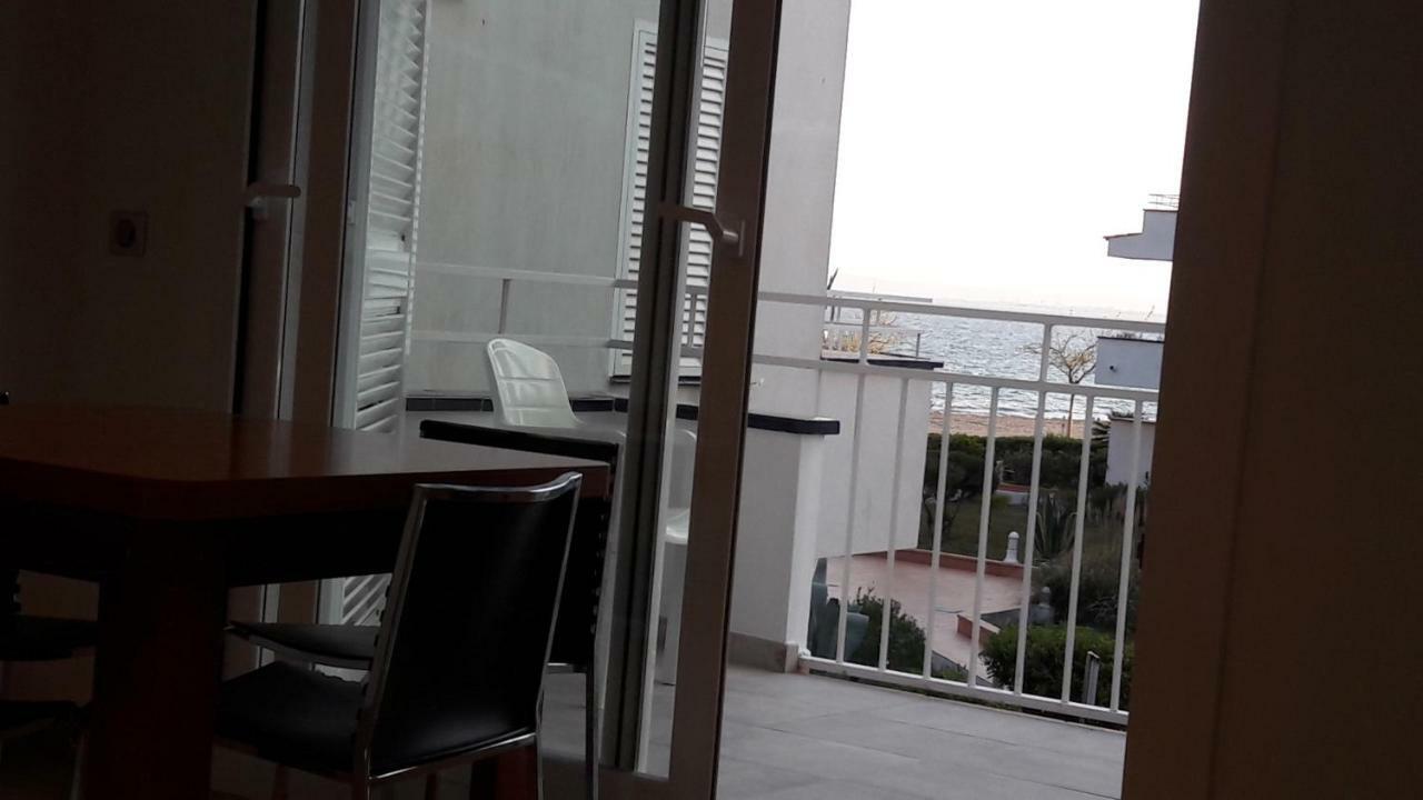 Residencia Platja De Roses Apartman Kültér fotó