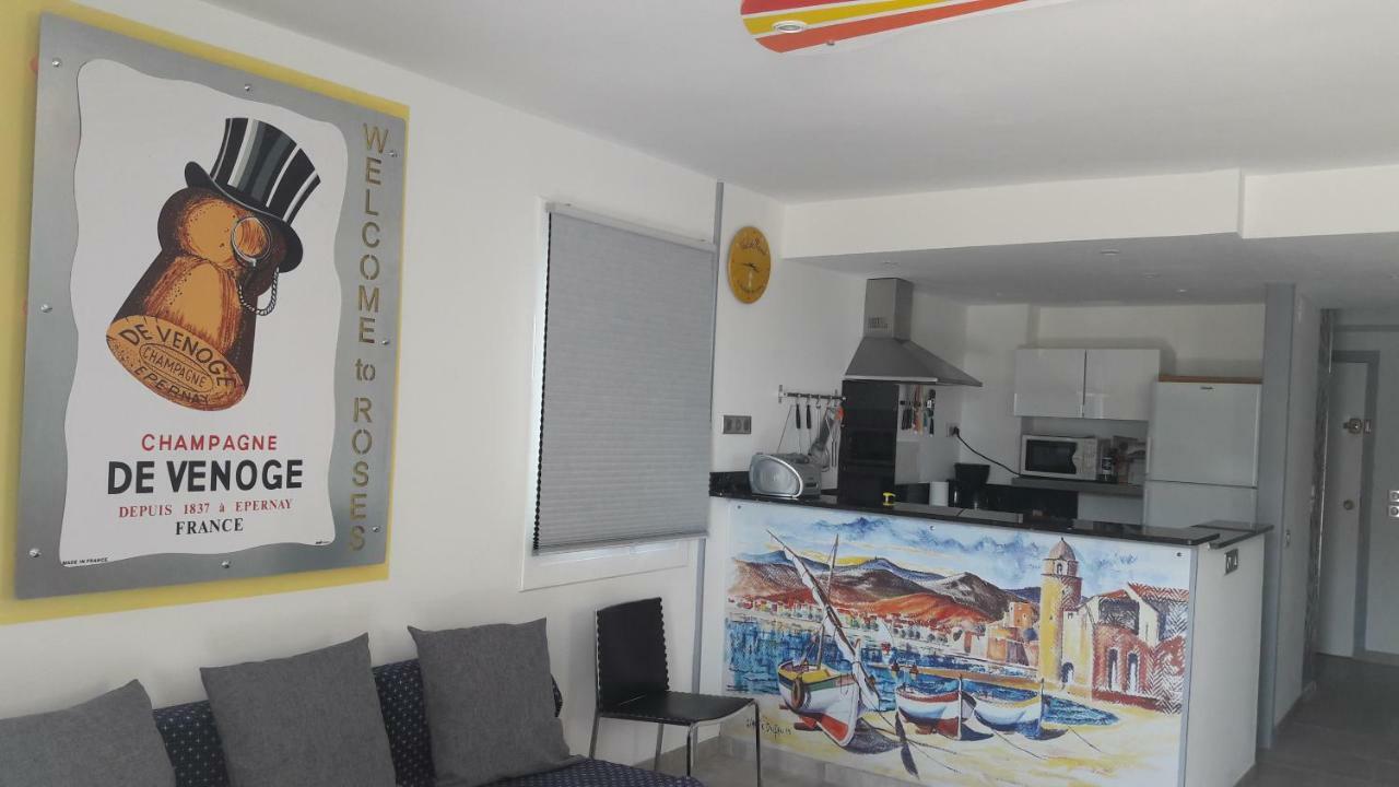 Residencia Platja De Roses Apartman Kültér fotó